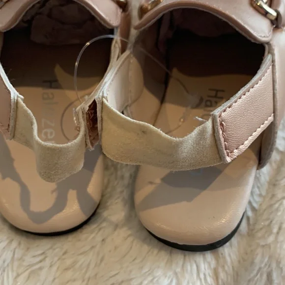Halozeroo the G inspired sling back.Pearl pink size 21. NWOT - Picture 6 of 10